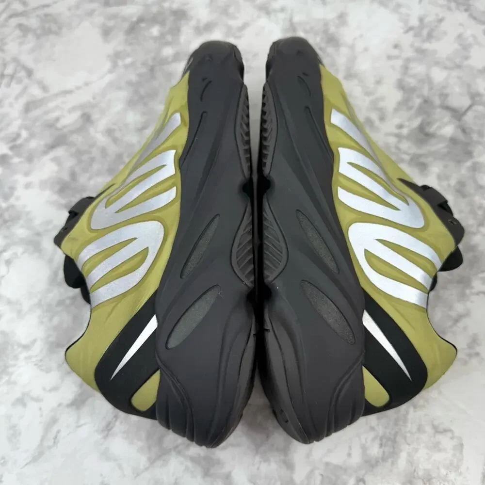 Adidas YEZZY Boost 700 MNVN “Resin “ Sneakers Men’s Size 5